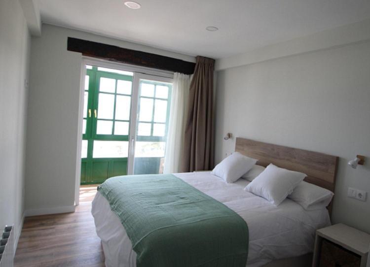 Apartamentos turísticos El Muelle Comillas Exterior foto