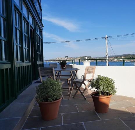 Apartamentos turísticos El Muelle Comillas Exterior foto